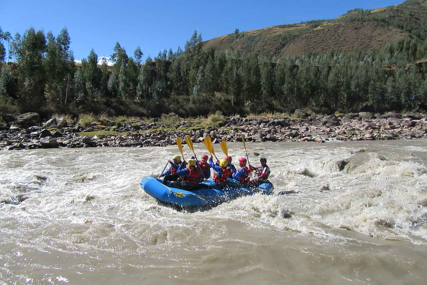 Rafting urubamba river (5)