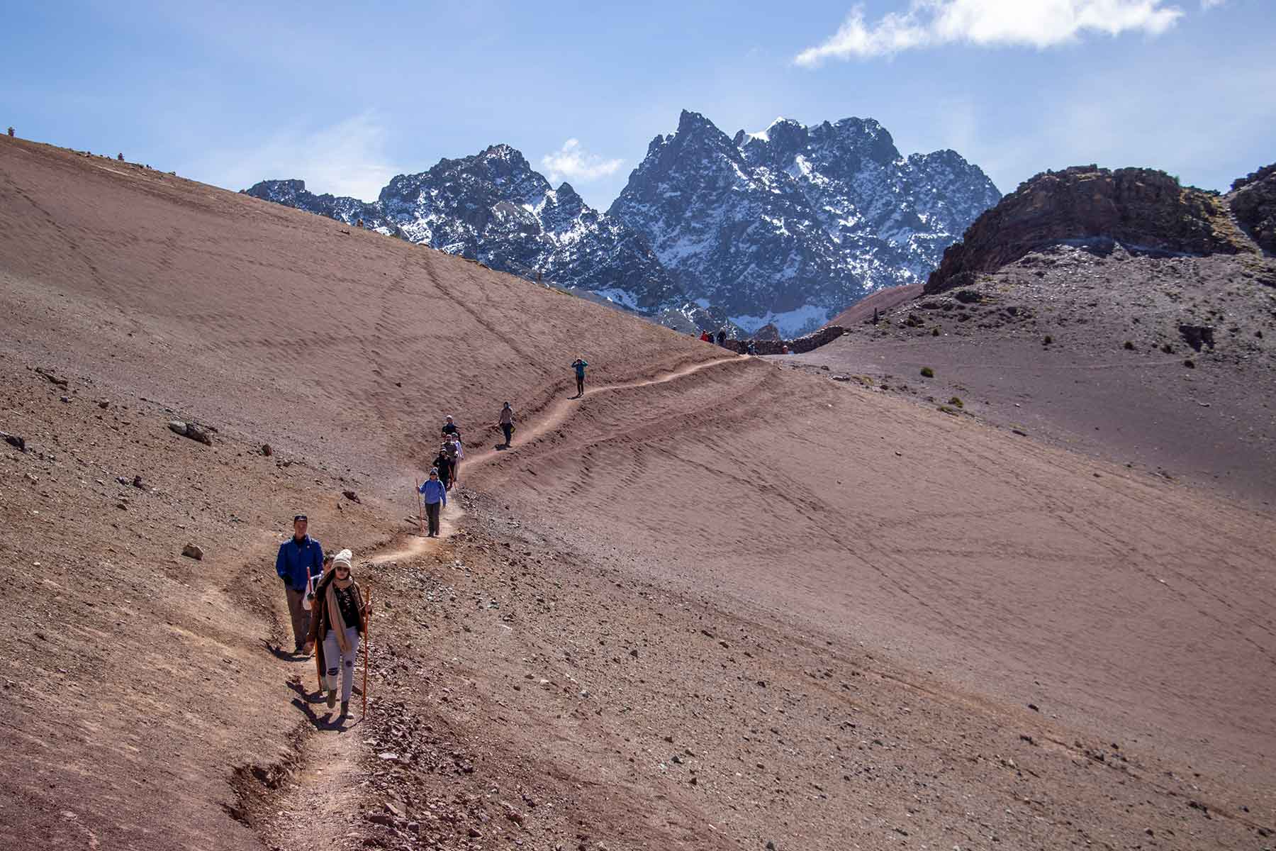 rainbow mountain trek peru Quechuas Expeditions (4)