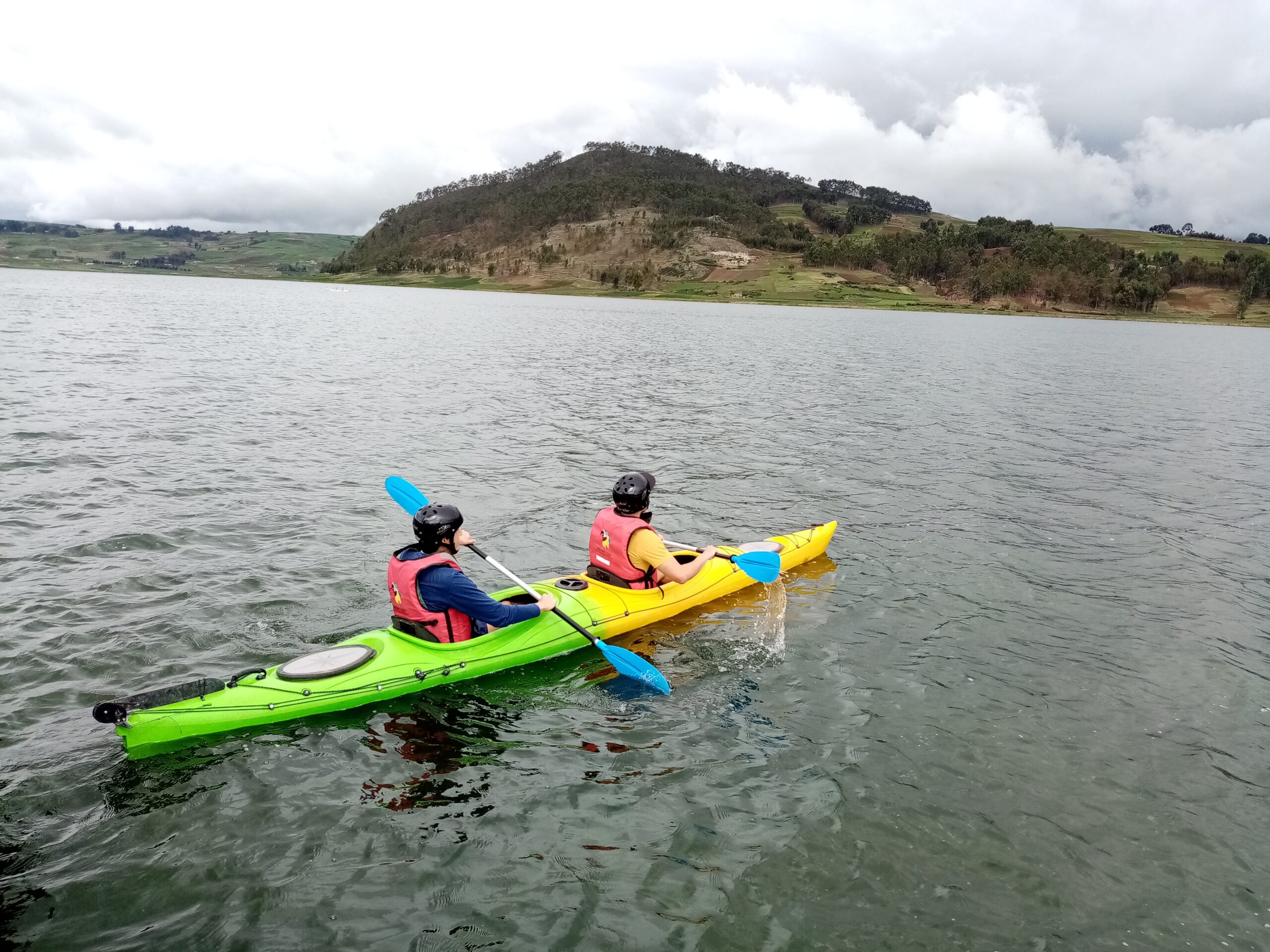kayak laguna huaypo